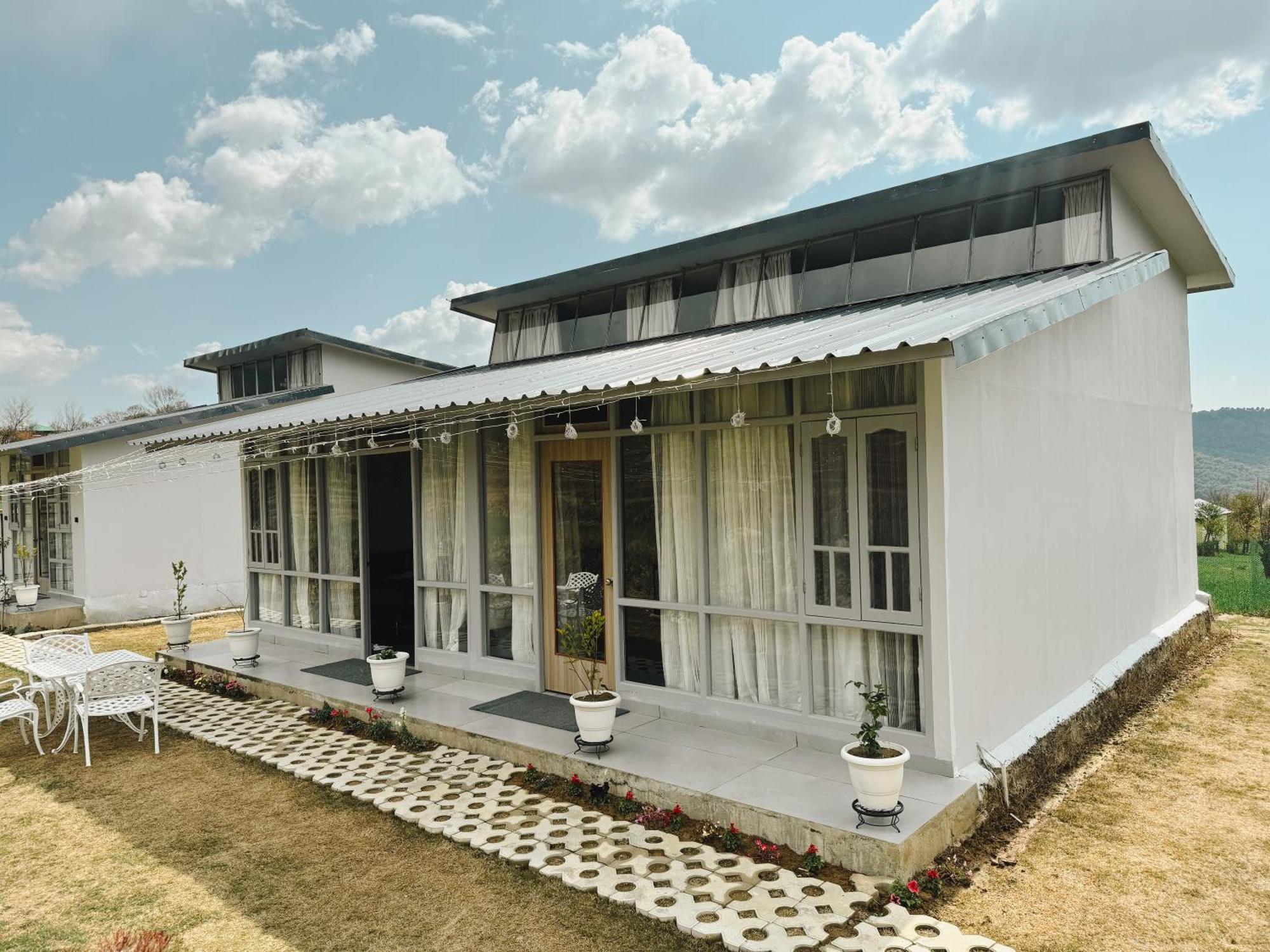 Bir Valley Retreat Bagian luar foto