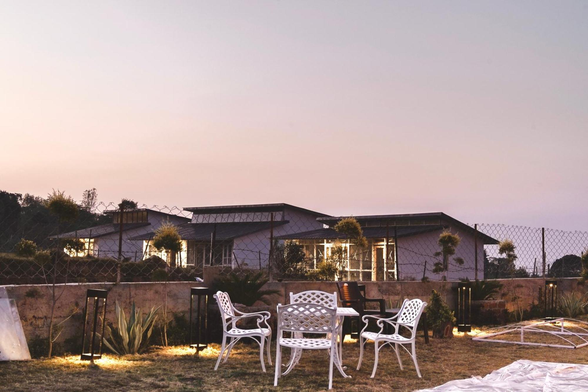 Bir Valley Retreat Bagian luar foto